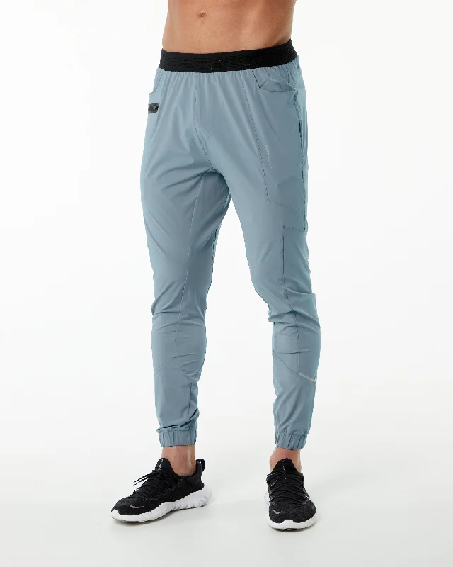 Studio Pant - Fog Blue