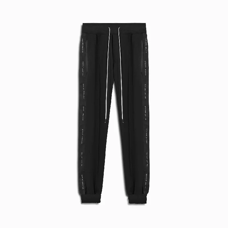 classic slim track pant / black