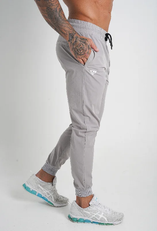 TECH JOGGERS - GREY