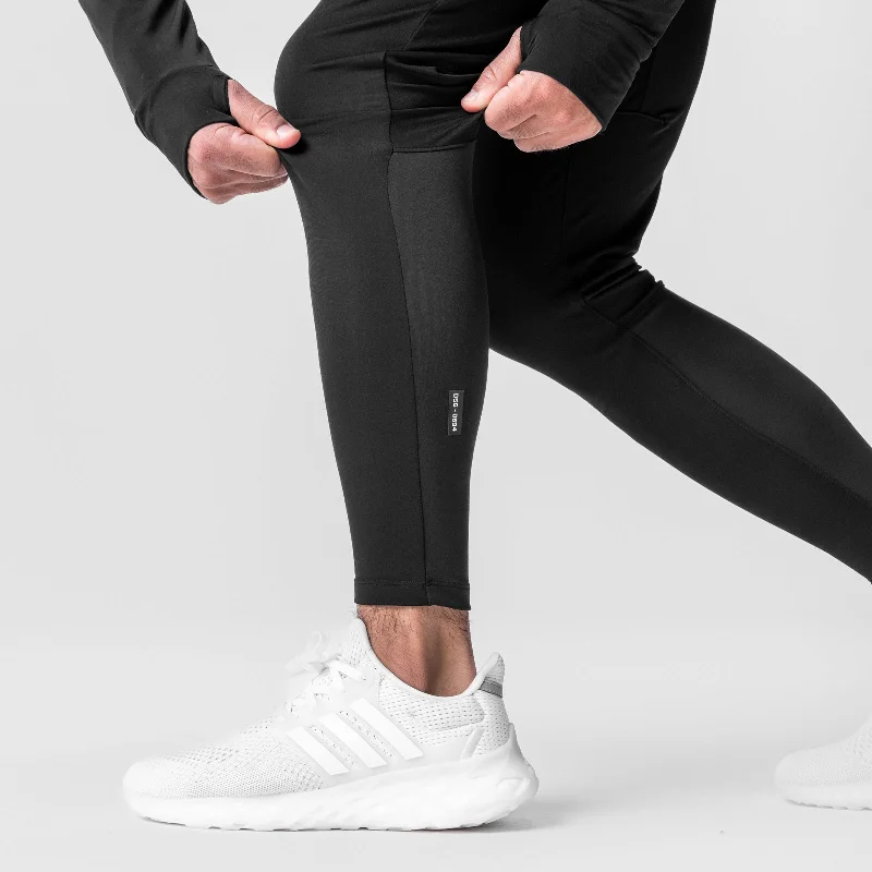 0694. Thermal Hybrid Jogger - Black