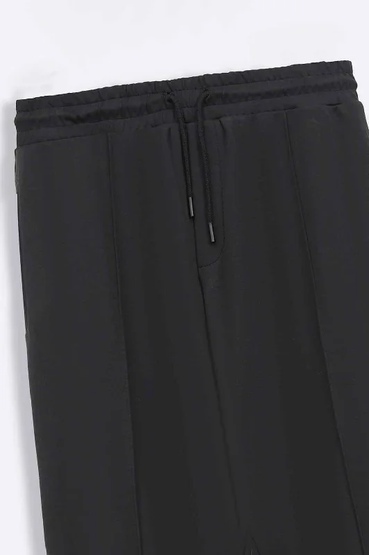 PLEATED JOGGER PANTS