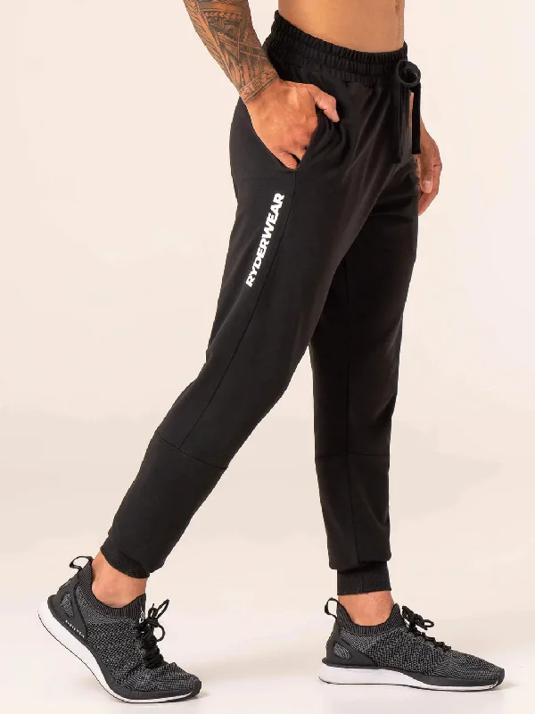 Ryderwear | Emerge Track Pant - Faded Black