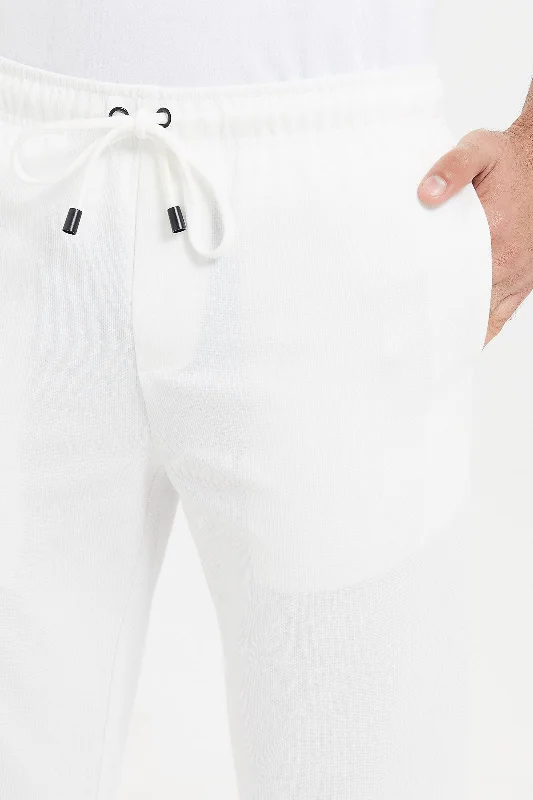 Men White Plain Pull-On Trousers