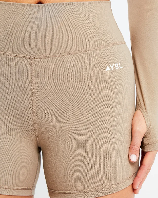 Core Shorts - Mocha