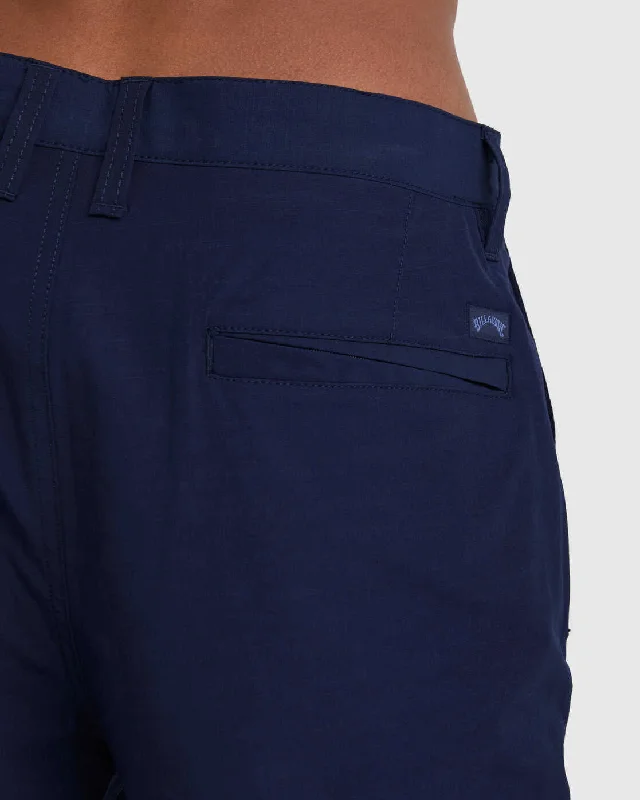 Crossfire Solid Submersible Shorts 20"" - Navy