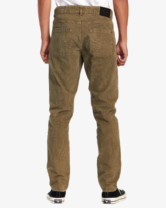 Daggers Pigment Corduroy Pants - Olive