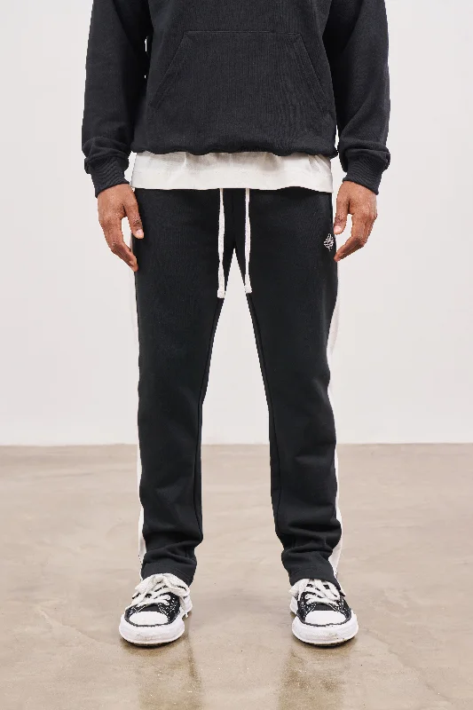 EMBLEM SIDE PANEL SPLIT HEM JOGGERS - BLACK