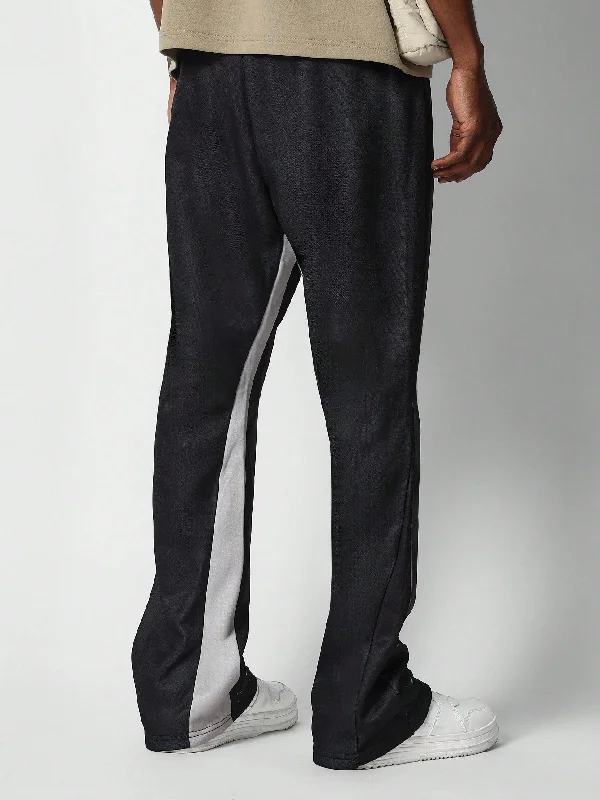 Flare Fit Jogger With Contrast Panel And Paint Print