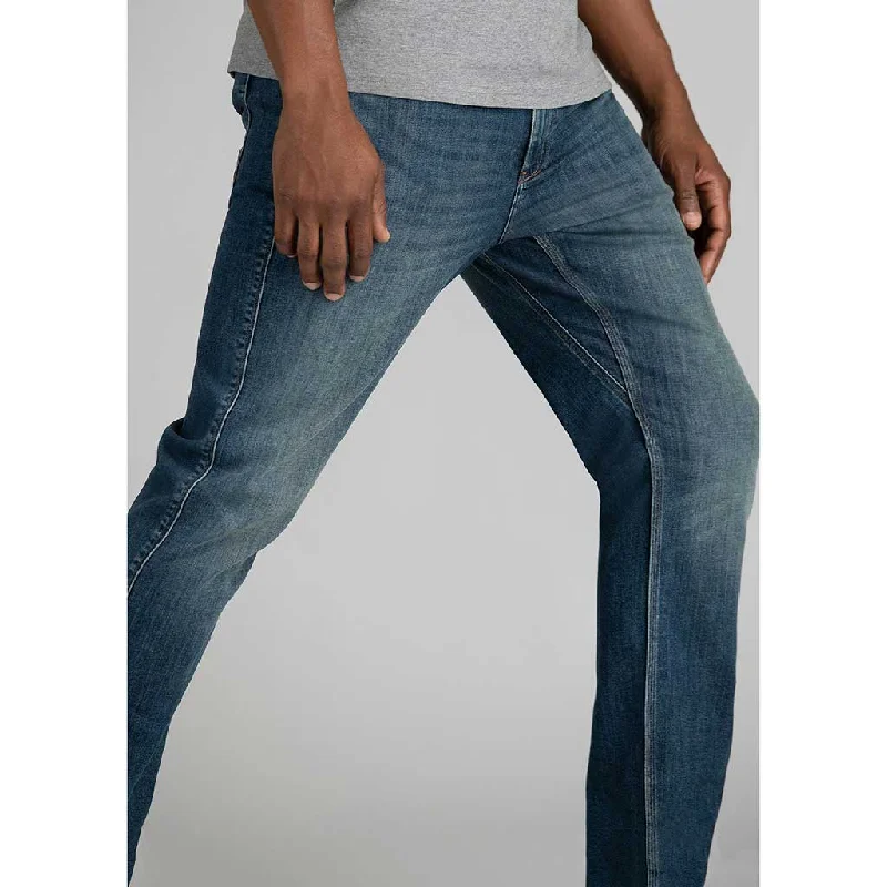 Performance Denim | Relaxed Fit