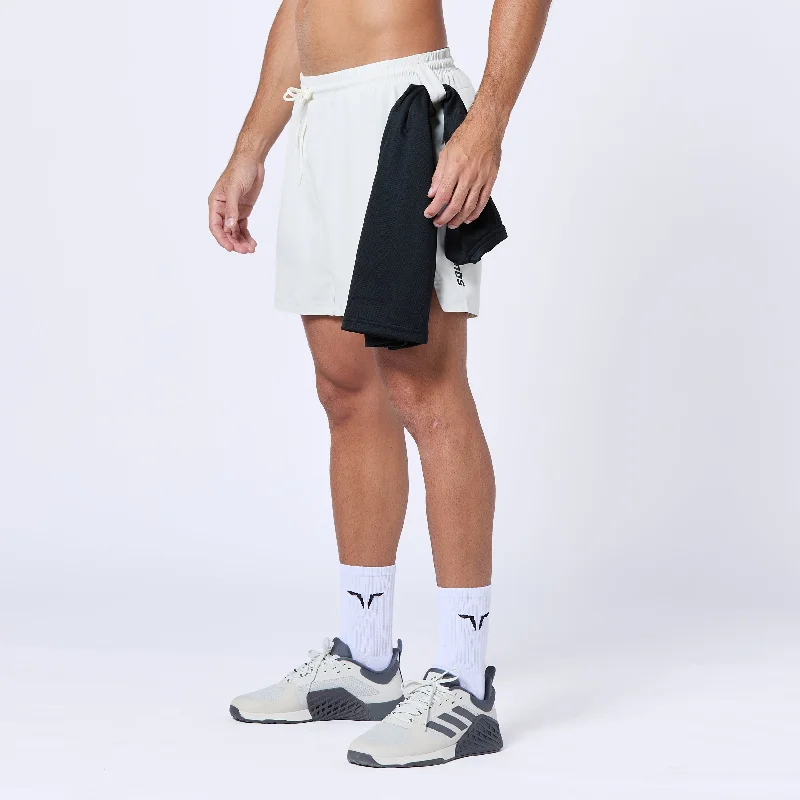 Essential Pro 5 Inch Shorts - Pearl White