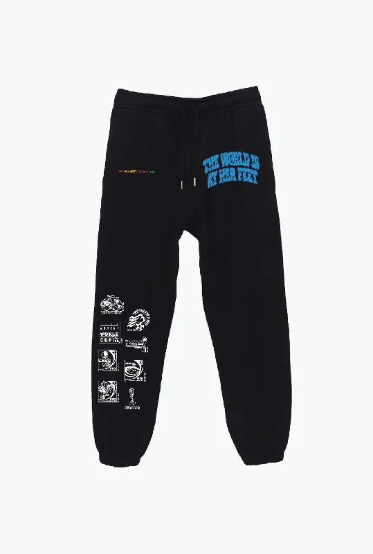 The World is at Her Feet Heavyweight Jogger - Black