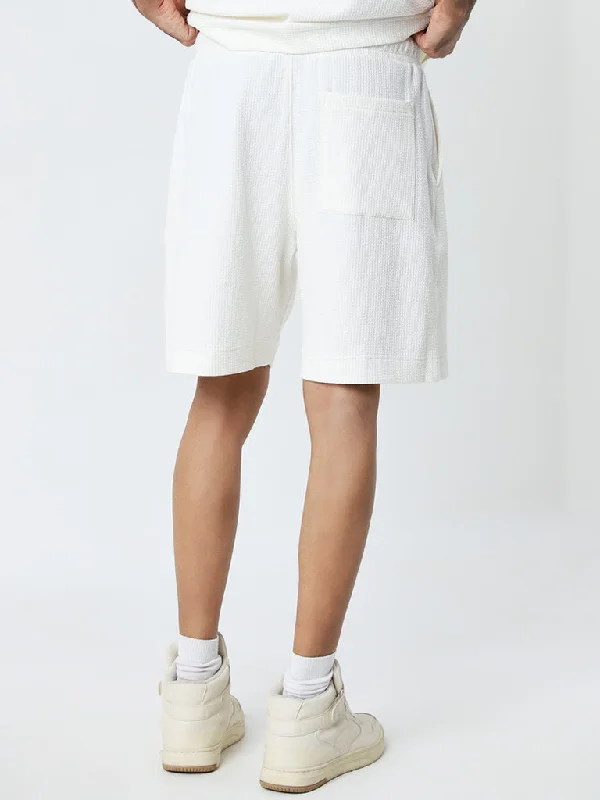 Studiofit Off-White Textured Mid-Rise Relaxed-Fit Shorts